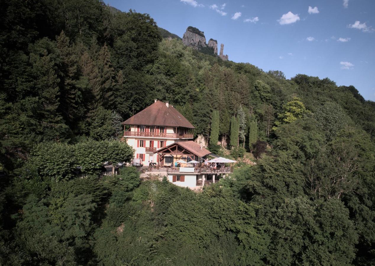 Auberge Du Pont De L'Abime Gruffy Eksteriør bilde